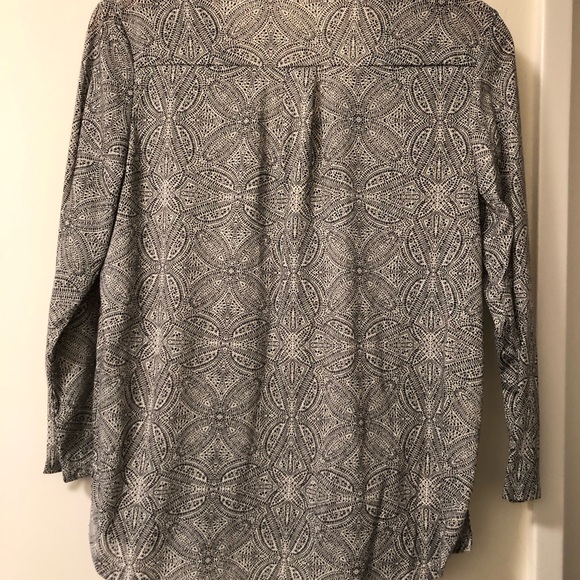 H&M V-neck Top - Picture 2 of 6